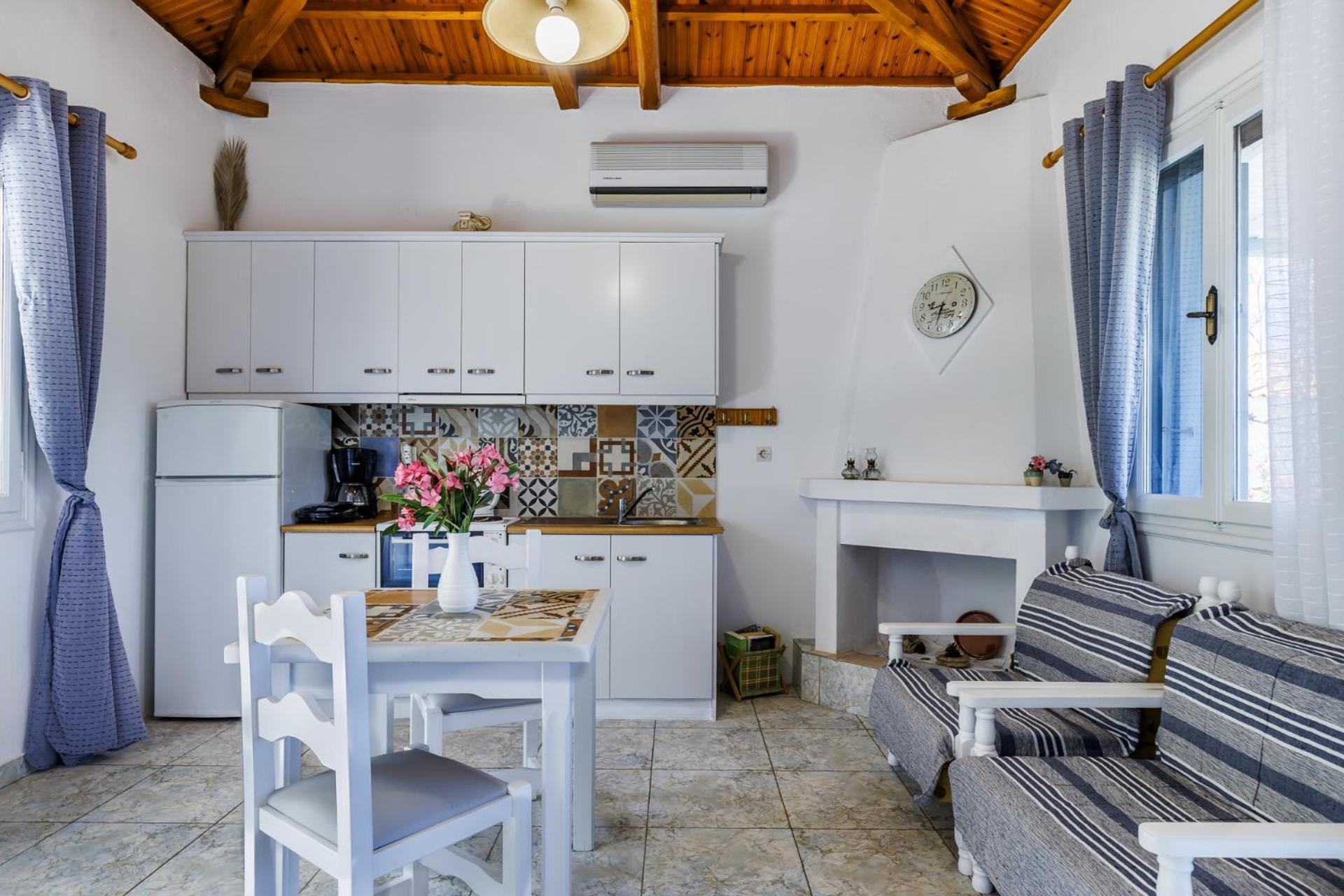 Anesis Apartment 2 Fireplace Città di Skopelos Esterno foto